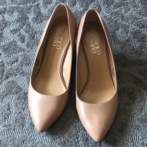Franco Sarto camel wedges